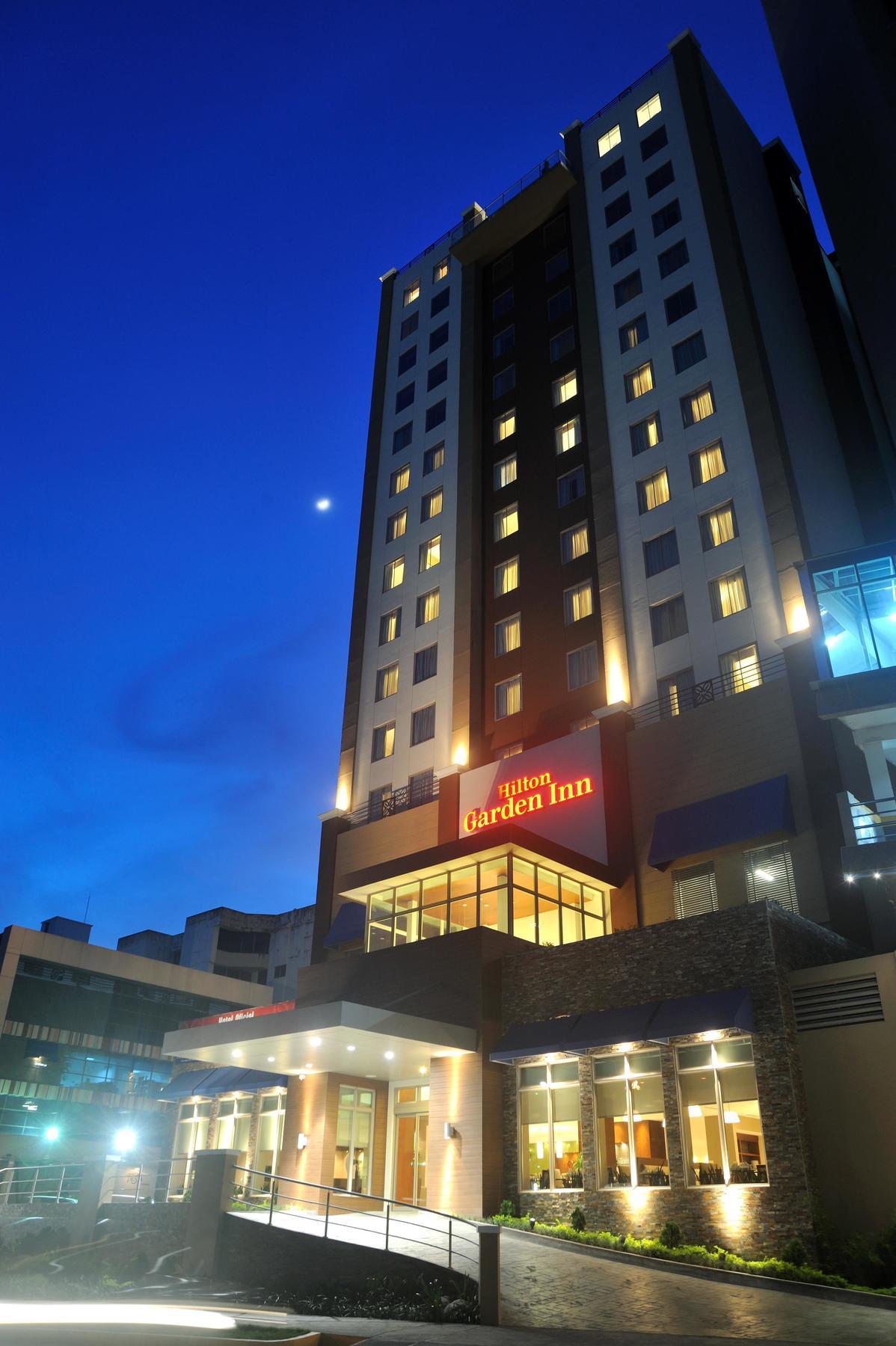 Hilton Garden Inn Panama City Downtown, Panama Exterior photo