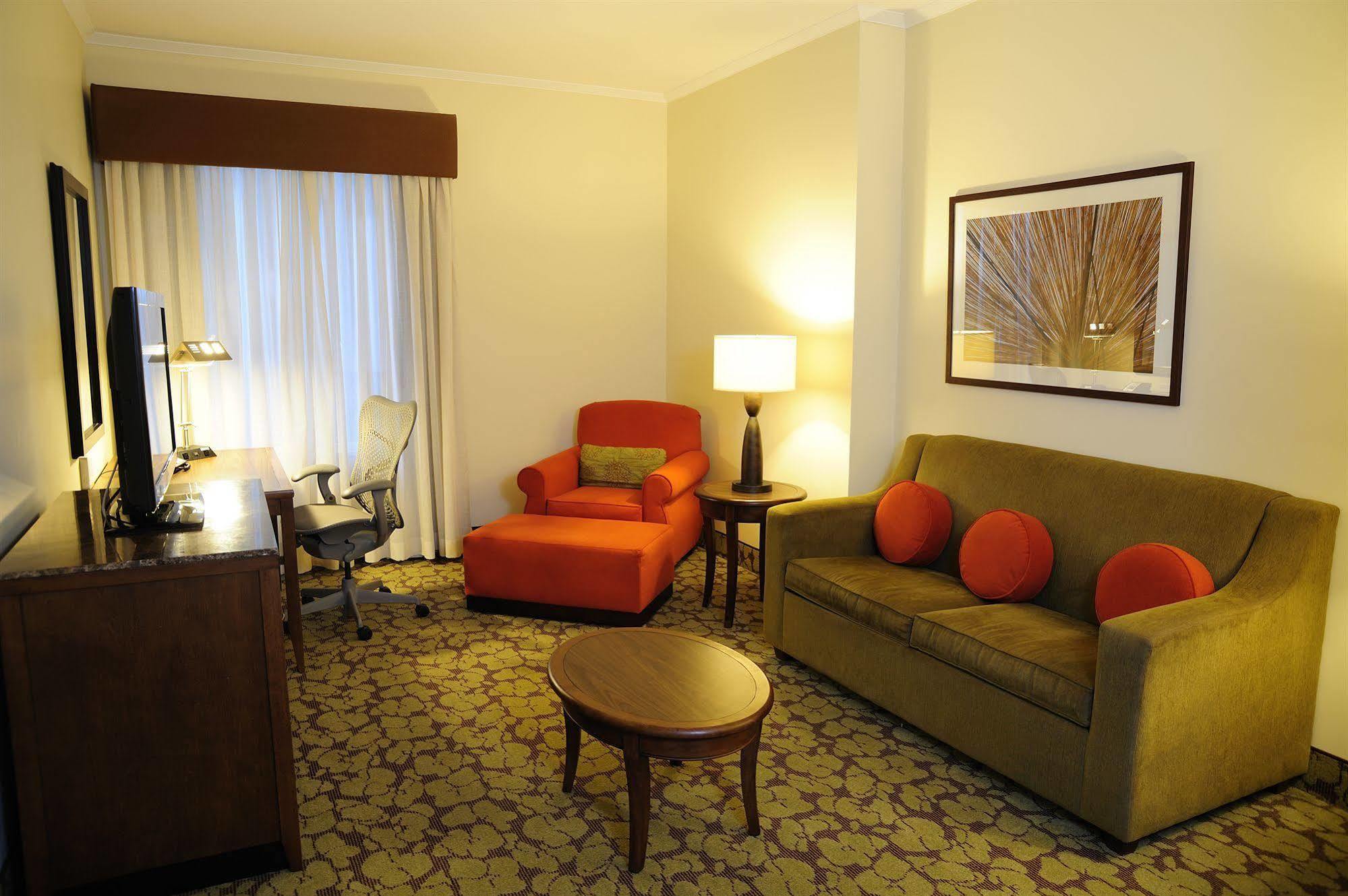 Hilton Garden Inn Panama City Downtown, Panama Exterior photo